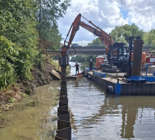 Werkzaamheden waterbouw Beatrixkanaal in Eindhoven